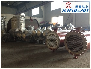 各種規(guī)格復(fù)合鈦冷凝器